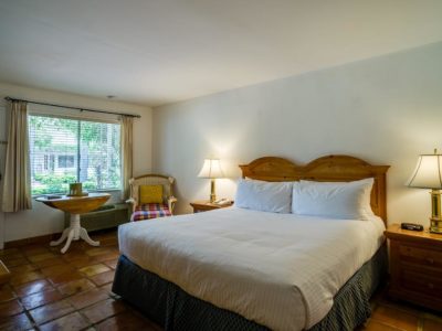 Town And Country Resort Hotel