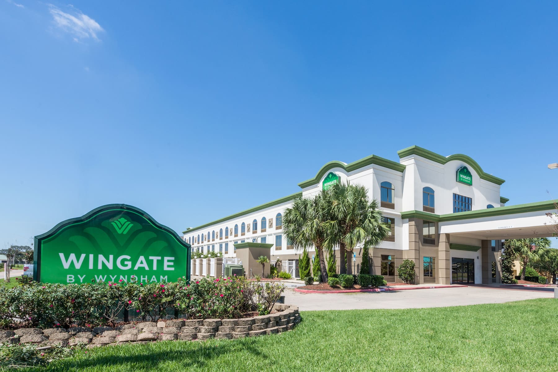 Wingate by Wyndham Sulphur