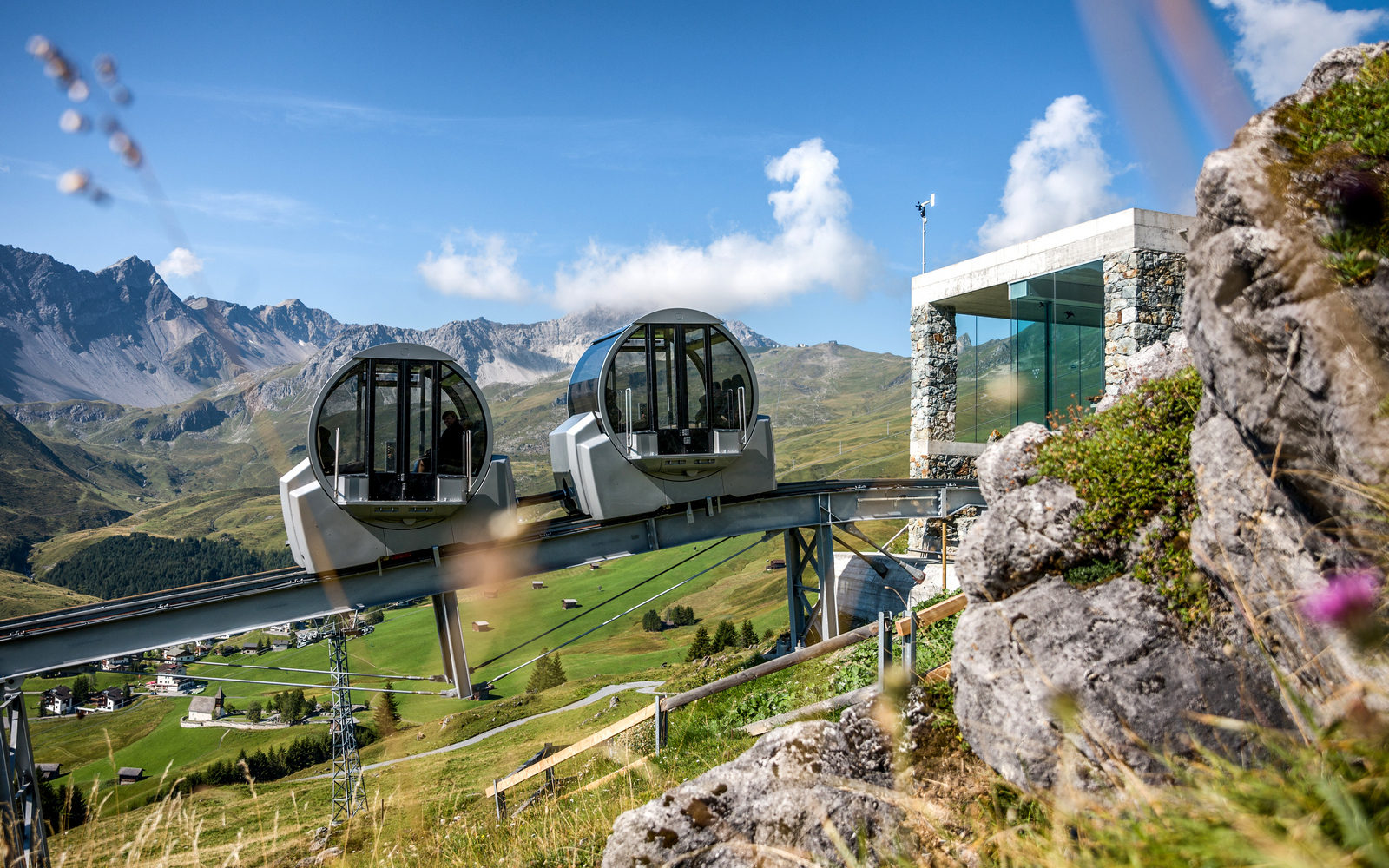 Tschuggen Grand Hotel Arosa is a gay and lesbian friendly hotel in Arosa.