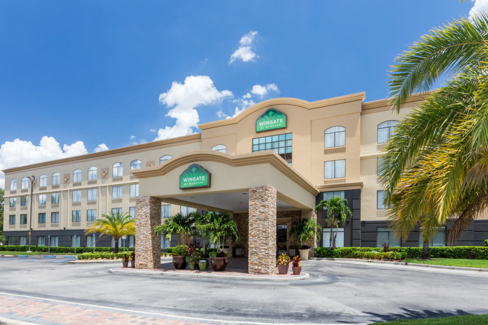 Wingate by Wyndham Universal Orlando is a gay and lesbian friendly